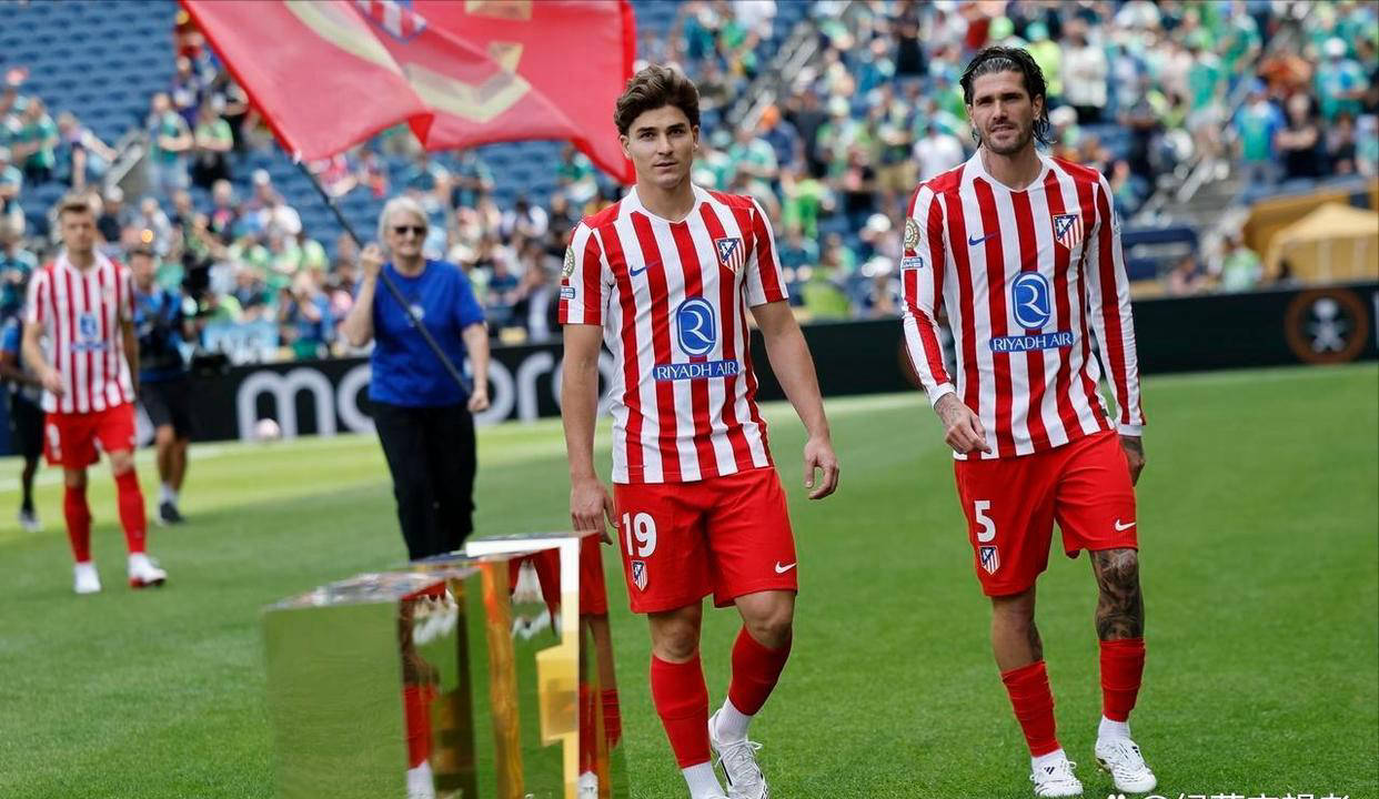 九游新闻-包含保罗否认离队传闻，准备和太阳球队再创辉煌的词条