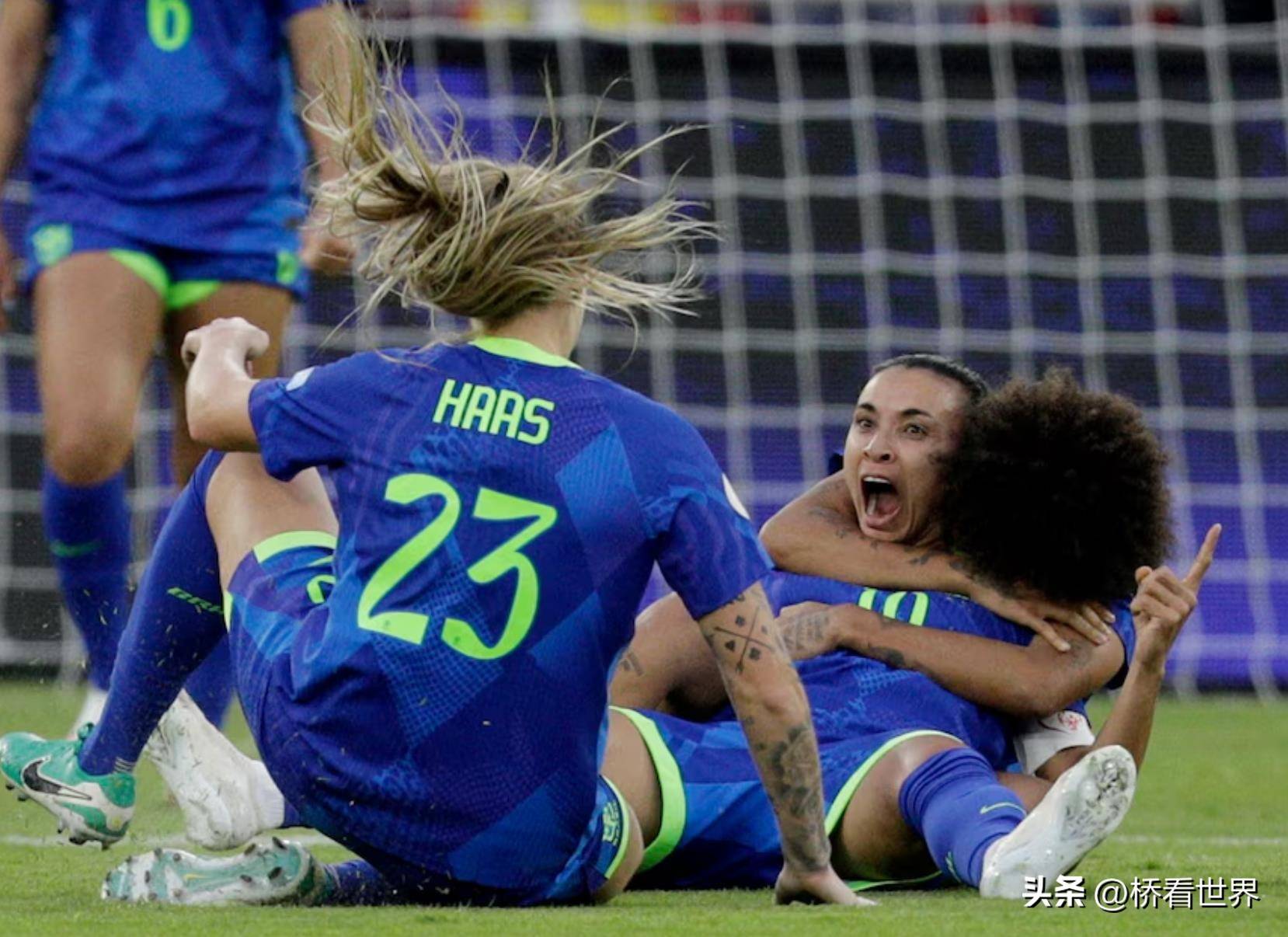 九游娱乐-包含巴西女队球员赛后感言引发讨论，传递正能量的词条