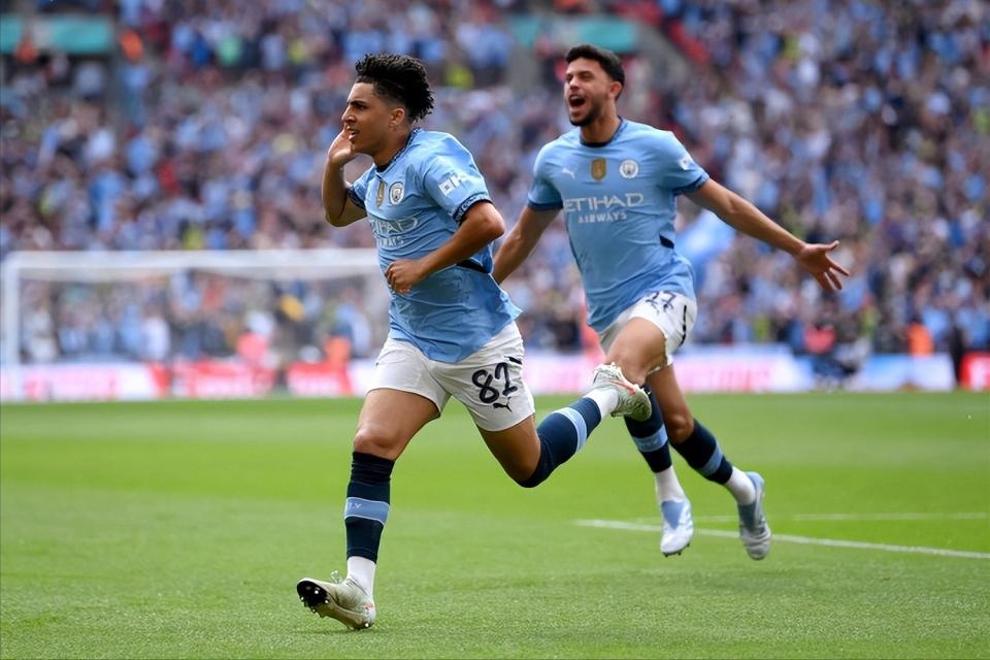 关于曼城豪取胜利，晋级下一轮比赛的信息