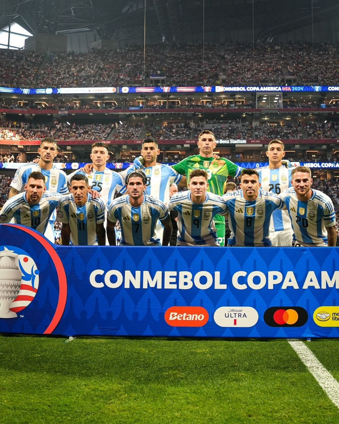 九游下载-阿根廷运动员突围，斩获金牌